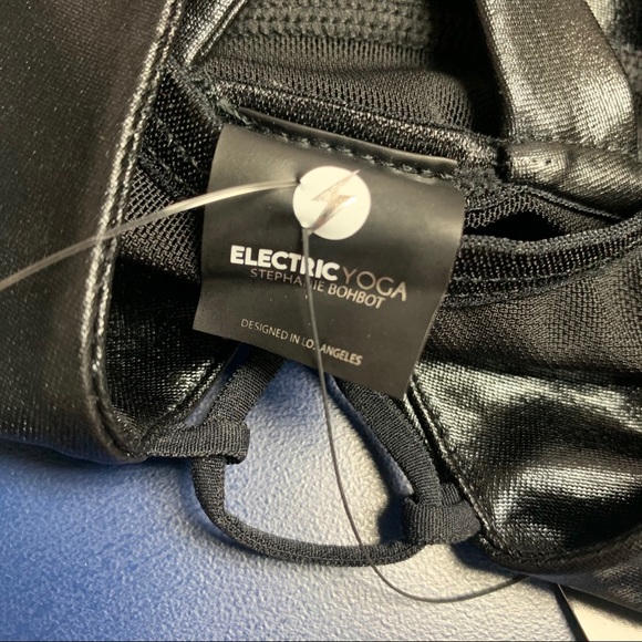 NWT Electric Yoga Black Widow Bra - Picture 14 of 15